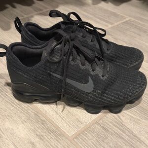 Nike Kids Black Knit Air VaporMax Sneakers